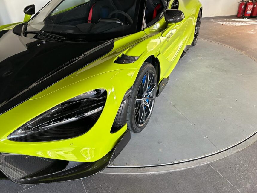 IMG-20231113-WA0017 🚗 Puesta en marcha de una plataforma giratoria para vehículos en Drive Me Bcn