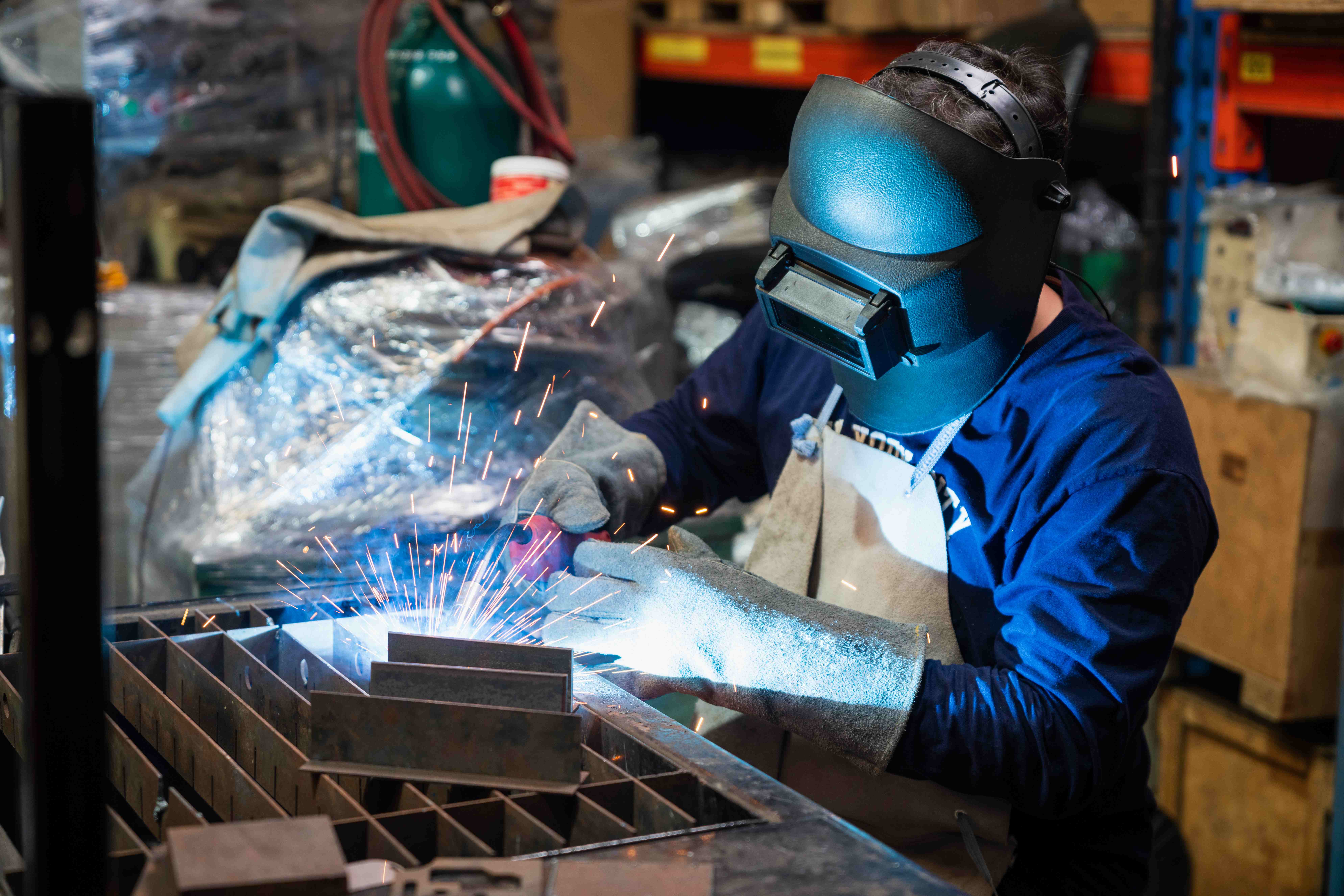 Soldadura MIG MAG de estructura metálica en XECU Projectes Metàl·lics